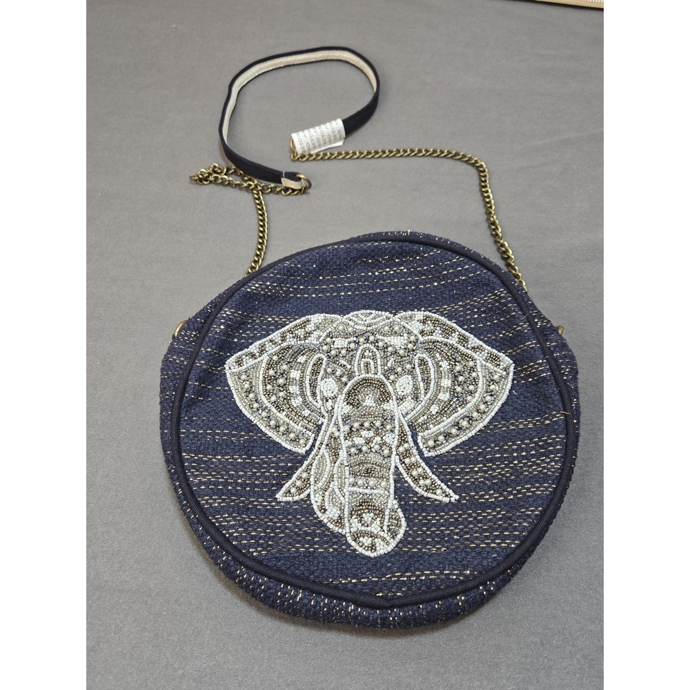 America And Beyond Round Embelish Elephant Purse Crossbody New Handmade Beading